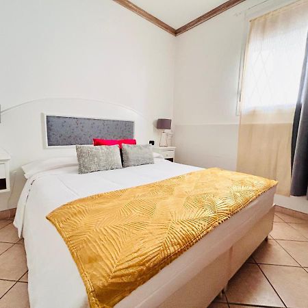 Loft Mirasole Lägenhet Bologna Exteriör bild